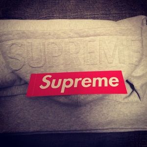 Supreme emboss logo FW17 (Medium)